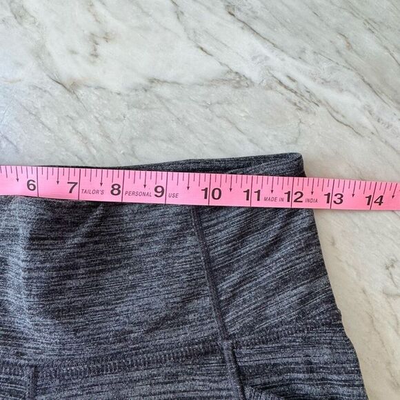 Athleta High Rise Cutout Calf Gray Space Dye Chaturanga Leggings size S - Picture 5 of 7